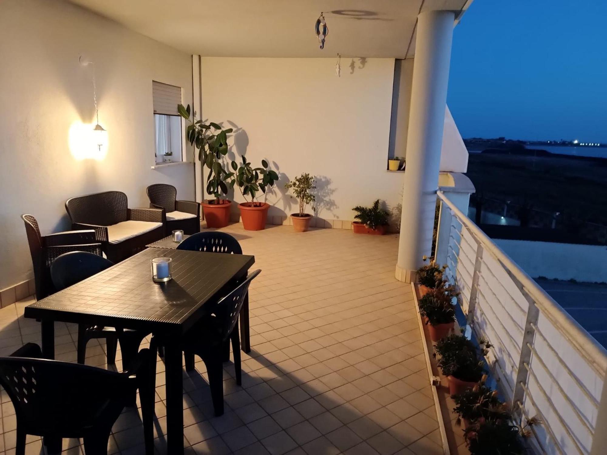 Armareaoverseassuites 1 フィウミチーノ エクステリア 写真